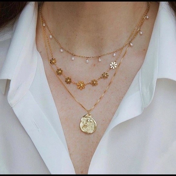 Gold Freedom Layered Pearl Flower Medallion Necklace - Picture 2 of 15